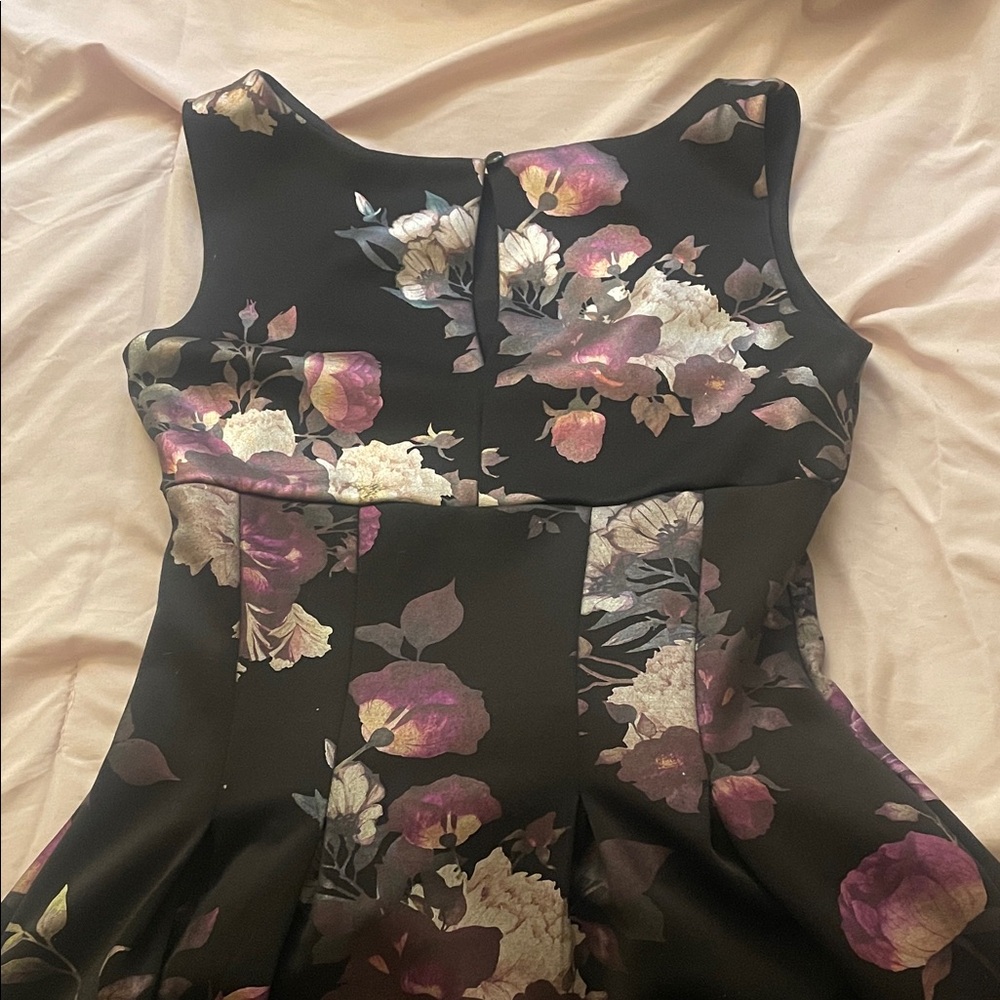Enfocus Studio Black and Purple Floral Asymmetrical Dress - Picture 4 of 9